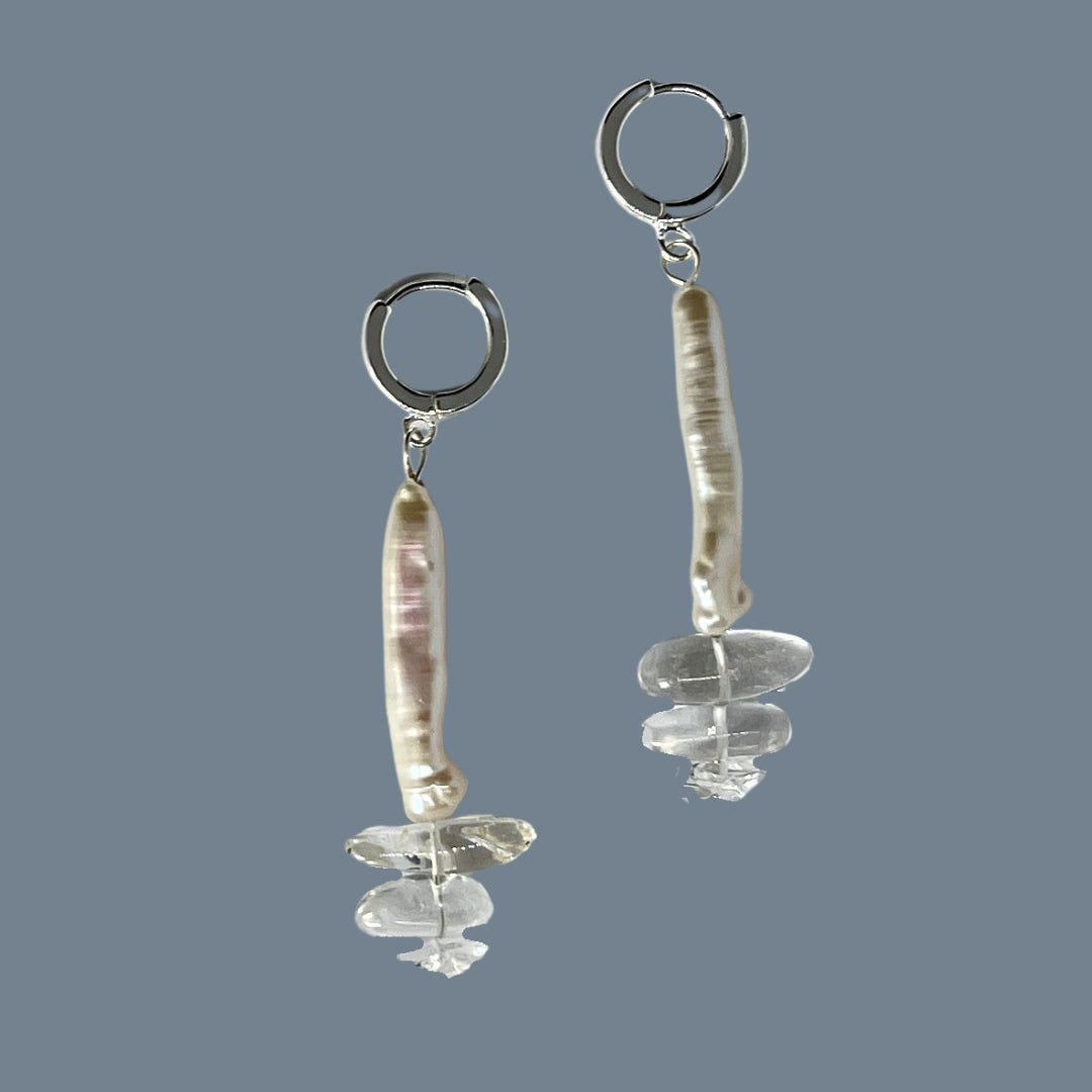 Tobari – Biwa Pearl & Clear Quartz Earrings