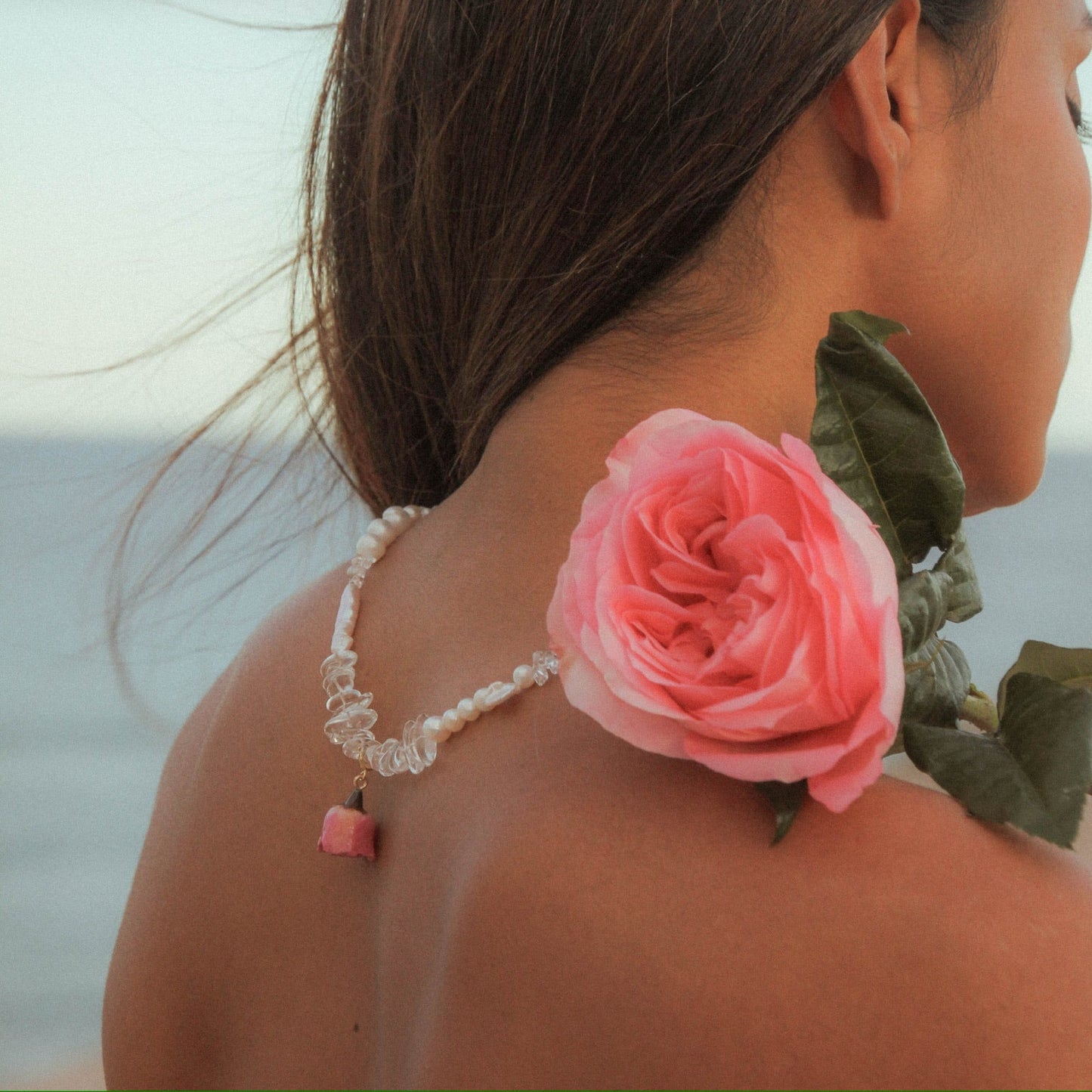 Yuki Bara – Rose Pendant Necklace